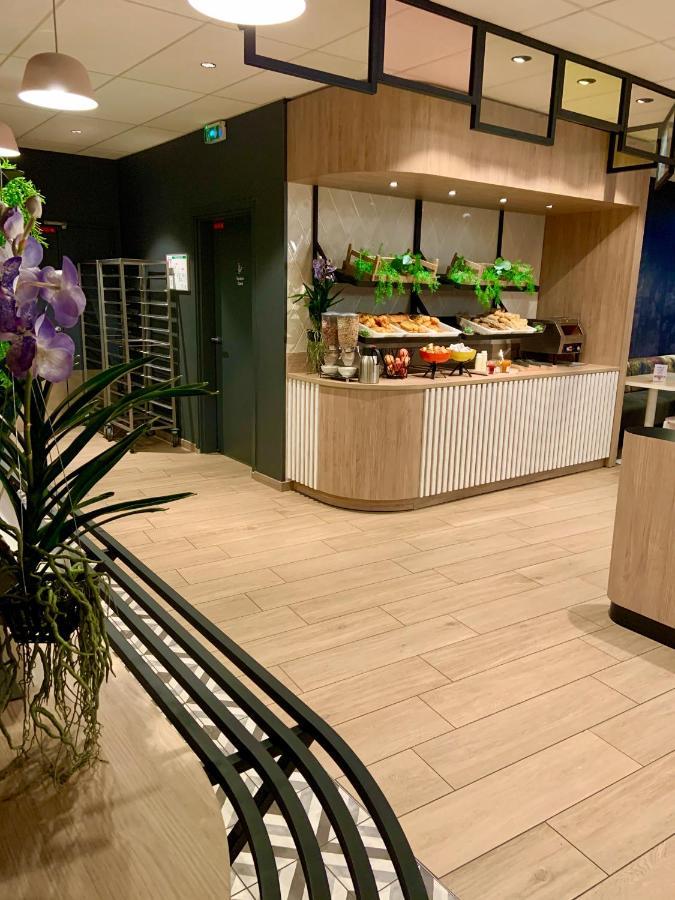 B&B Hotel Paris Porte Des Lilas Exteriör bild